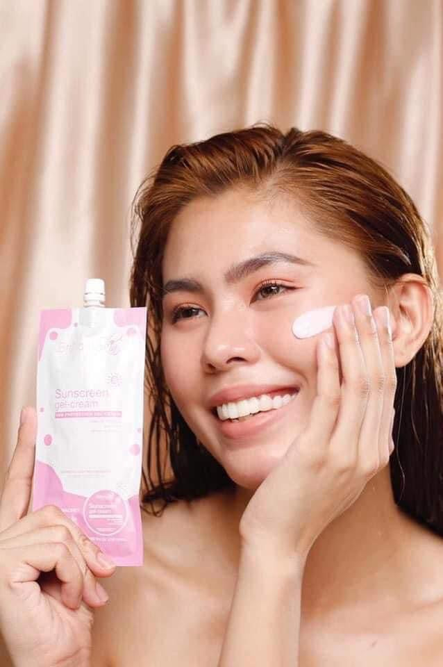 Brilliant Skin Hydrating Sunscreen Gel-Cream 50g - La Belleza AU Skin & Wellness