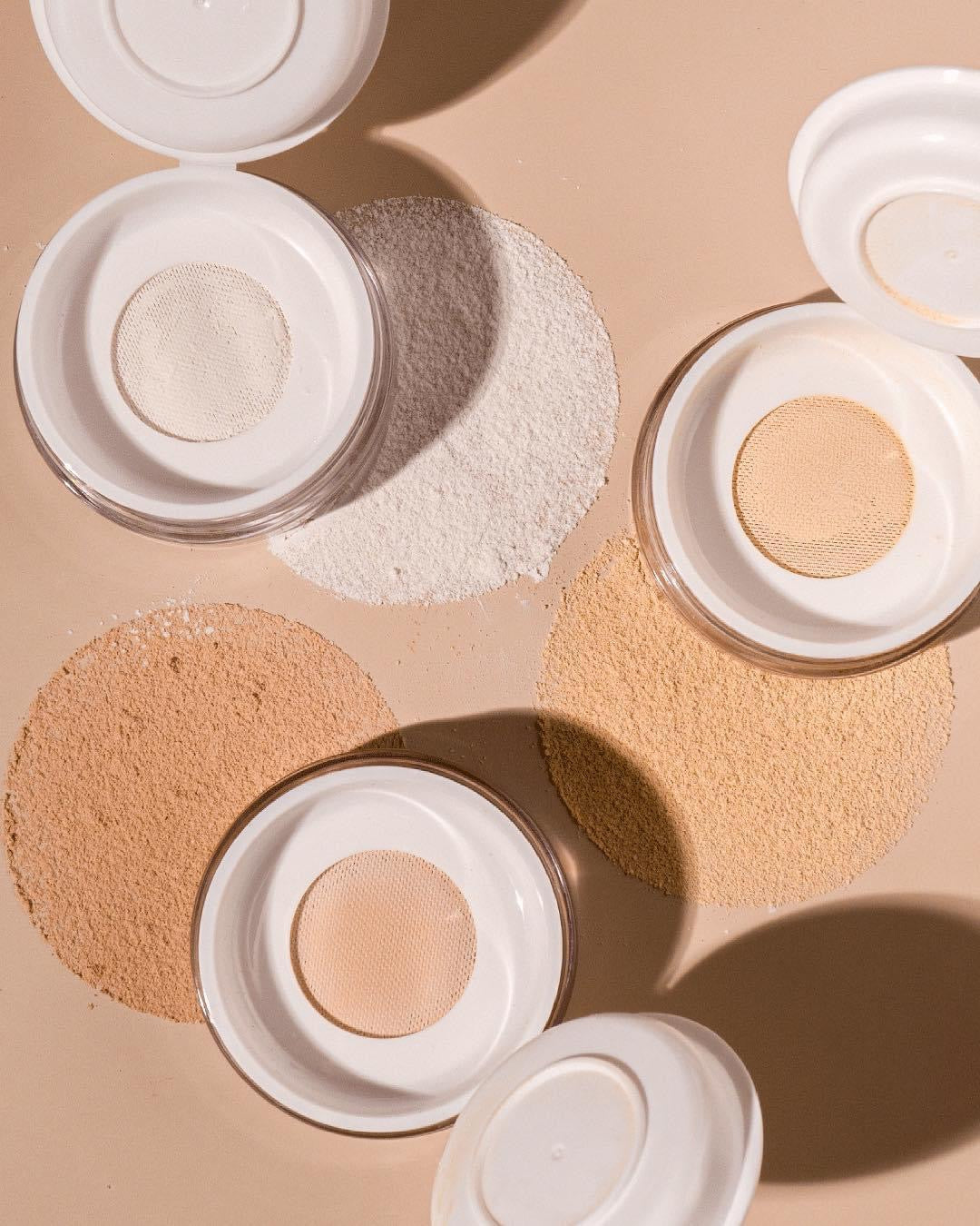 Issy & Co. Weightless Loose Powder - La Belleza AU Skin & Wellness