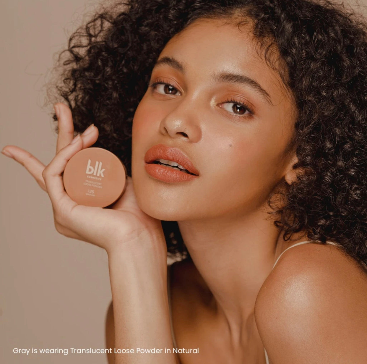BLK Universal Translucent Loose Powder - La Belleza AU Skin & Wellness